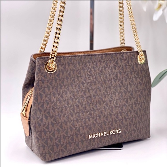 Michael Kors Chain Messenger Shoulder Bag - Picture 2 of 9